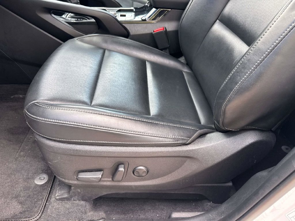 Used 2025 Kia Telluride S FWD image 22
