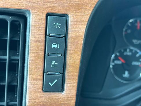 Used 2012 Chevrolet Express 2500 w/ Power Package image 57