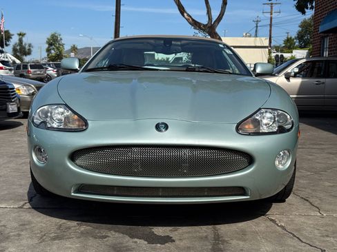 Used 2006 Jaguar XK8 Convertible image 3