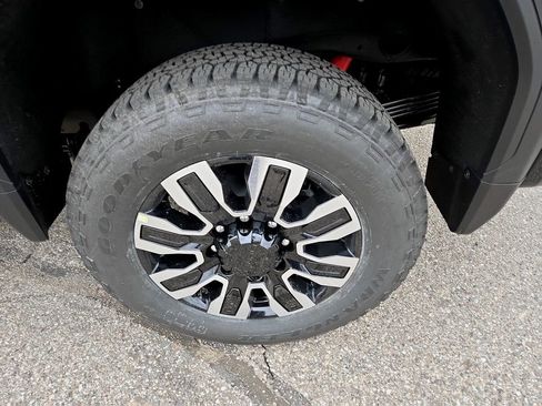 New 2026 GMC Sierra 2500 Denali Ultimate image 34