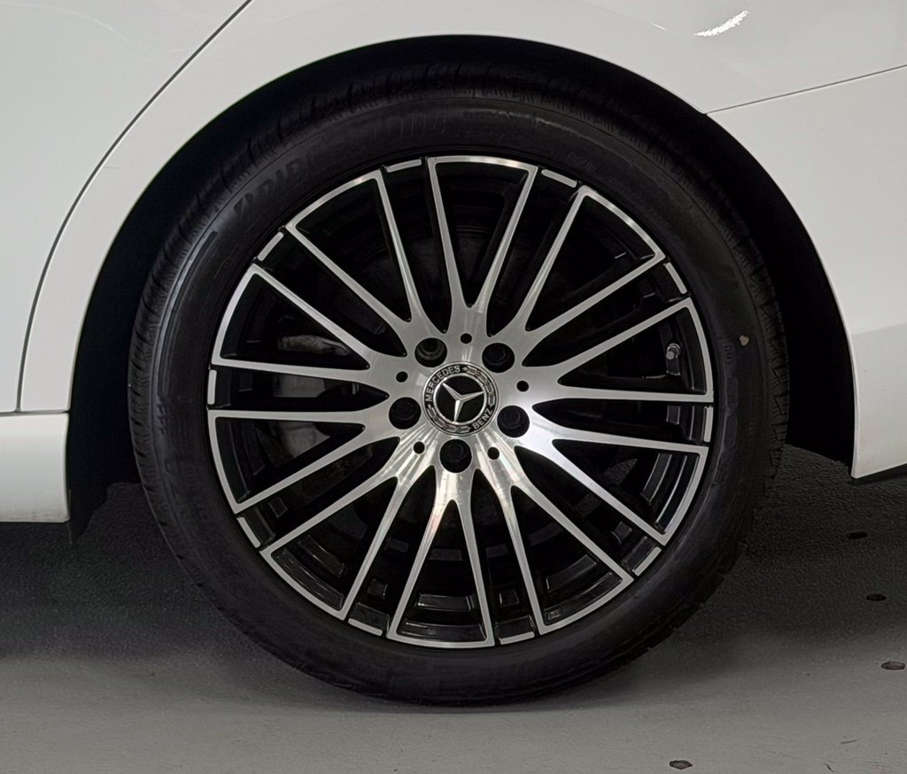 Used 2023 Mercedes-Benz C 300 4MATIC Sedan image 8