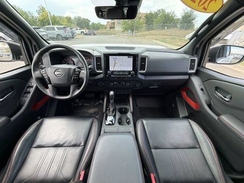 Used 2023 Nissan Frontier PRO-4X AWD/4WD image 12