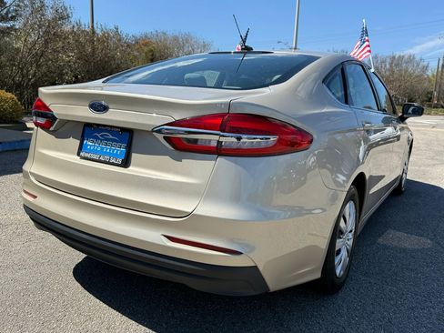 Used 2019 Ford Fusion S image 24