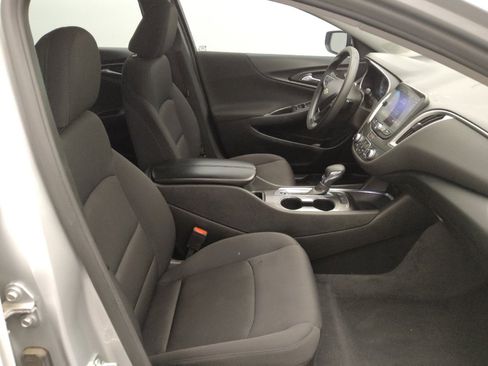 Used 2022 Chevrolet Malibu LT FWD image 21