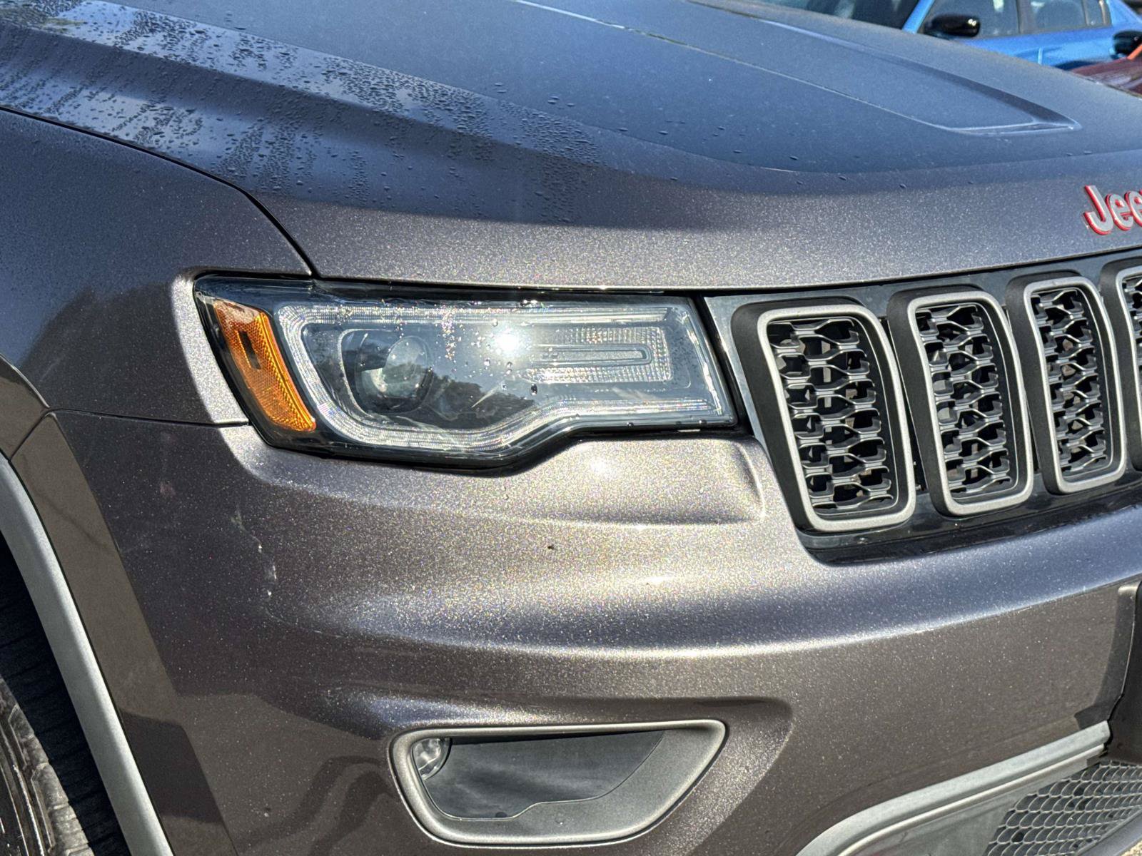 Used 2021 Jeep Grand Cherokee Trailhawk w/ Trailhawk Luxury Group AWD/4WD image 8