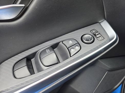 Used 2023 Nissan Sentra SR w/ Electronics Package FWD image 6