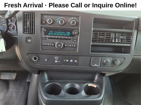 Used 2021 Chevrolet Express 3500 w/ Driver Convenience Package RWD image 18