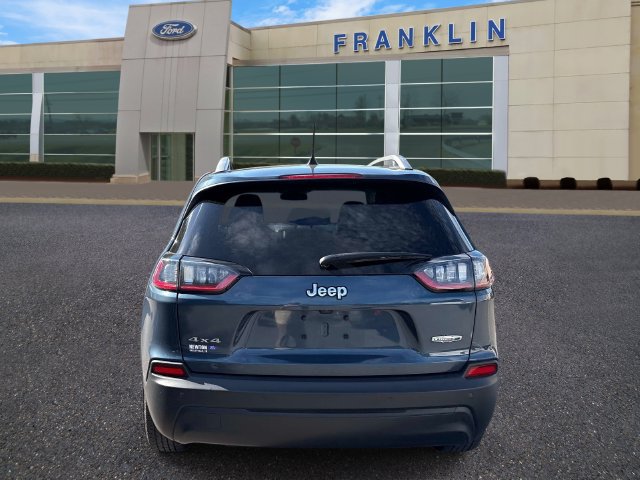 Used 2019 Jeep Cherokee Latitude Plus w/ Cold Weather Group AWD/4WD image 6