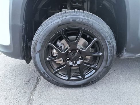 Used 2020 Jeep Renegade Altitude image 10