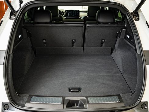 Certified 2024 Acura ZDX A-Spec image 18