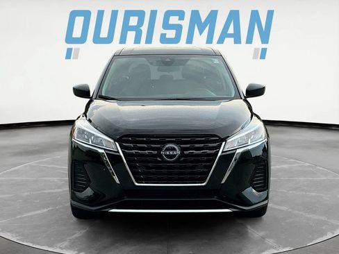 Used 2024 Nissan Kicks S FWD image 2