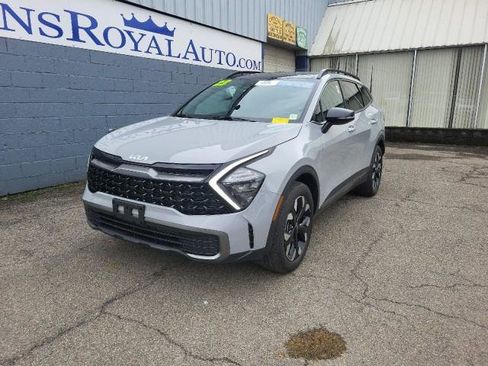 Used 2023 Kia Sportage X-Line w/ X-Line Premium Package image 2