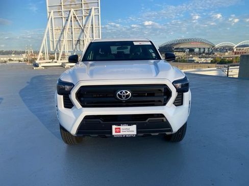 Certified 2025 Toyota Tacoma SR w/ SR Upgrade Package AWD/4WD image 3