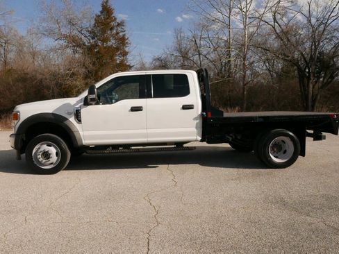 Used 2021 Ford F450 XLT image 2