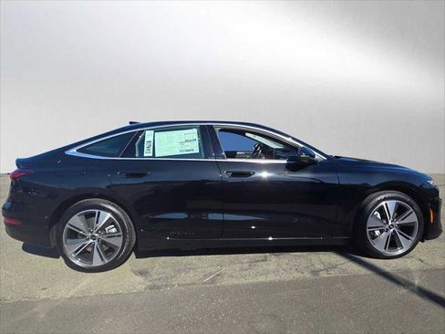 New 2025 Audi A6 e-tron Premium Plus image 3