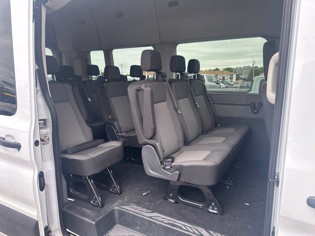 Used 2025 Ford Transit 350 XLT RWD image 7