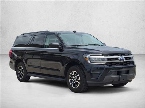 Used 2024 Ford Expedition Max XLT RWD image 3