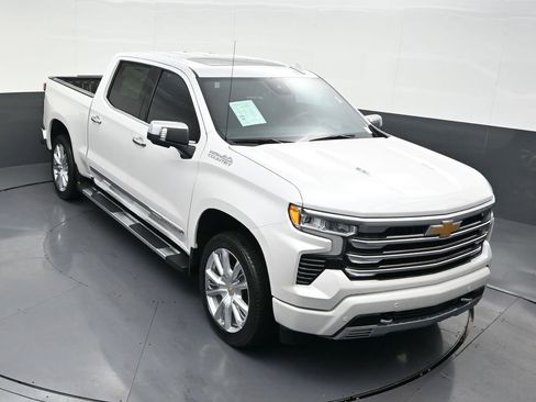Used 2025 Chevrolet Silverado 1500 High Country w/ High Country Premium Package image 22