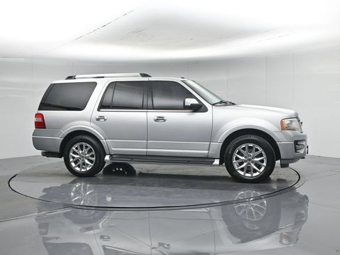 Certified 2017 Ford Expedition Limited AWD/4WD image 31