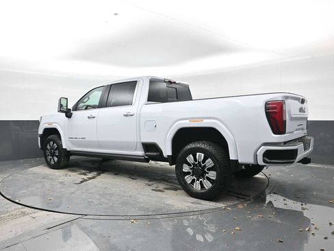 New 2026 GMC Sierra 2500 Denali w/ Denali Reserve Package image 2