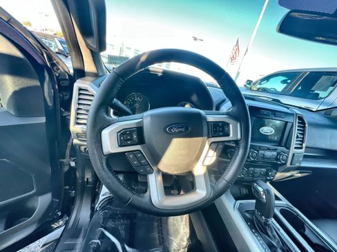 Used 2016 Ford F150 Lariat image 17