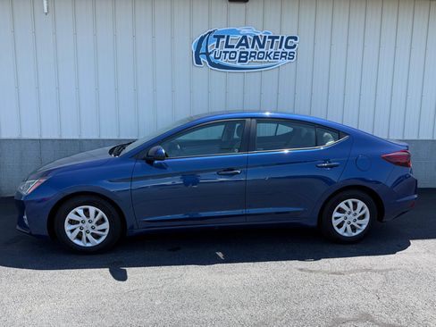 Used 2020 Hyundai Elantra SE FWD image 2