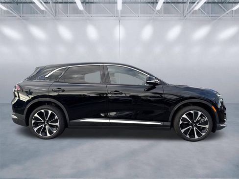 New 2025 VinFast VF 8 Plus AWD/4WD image 3