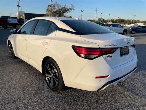 Used 2023 Nissan Sentra SV image 5