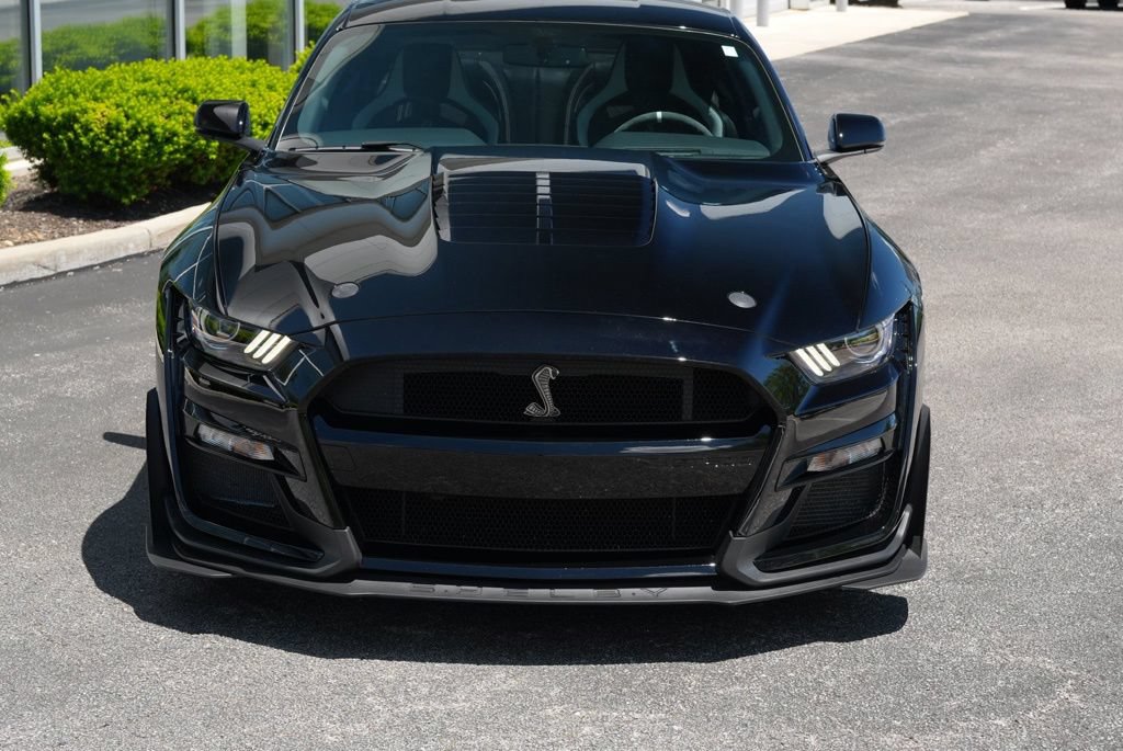 Used 2022 Ford Mustang Shelby GT500 w/ Technology Package RWD image 23