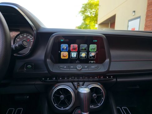 Used 2016 Chevrolet Camaro SS image 23