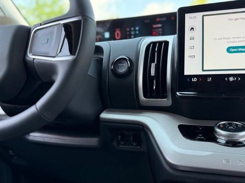 New 2027 Ford Expedition Active AWD/4WD image 12