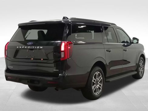 Certified 2025 Ford Expedition Max Active AWD/4WD image 3