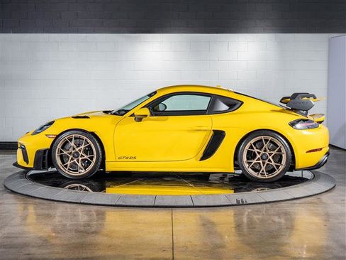 Used 2025 Porsche 718 Cayman GT4 RS image 2