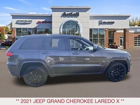 Certified 2021 Jeep Grand Cherokee Laredo X AWD/4WD image 7