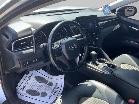Used 2023 Toyota Camry SE FWD image 18