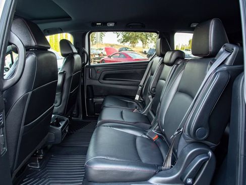 Certified 2024 Honda Odyssey Sport image 17