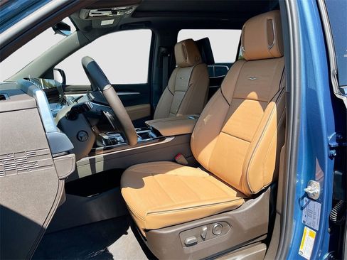 New 2025 Cadillac Escalade ESV Premium Luxury w/ Touring Package image 22