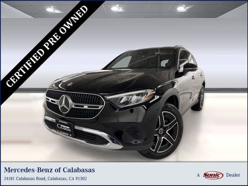 Used 2026 Mercedes-Benz GLC 300 image 1