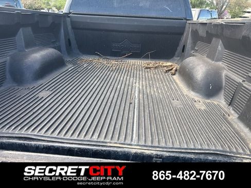 Used 2018 Toyota Tundra SR image 4