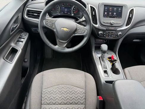 Used 2024 Chevrolet Equinox LT AWD/4WD image 12