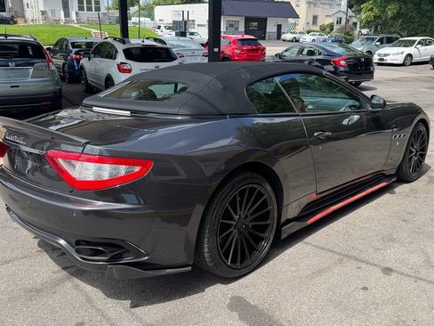 Used 2012 Maserati GranTurismo Sport RWD image 5