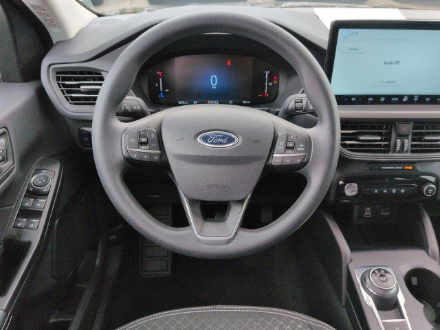 Used 2025 Ford Escape Active w/ Tech Pack #1 FWD image 16