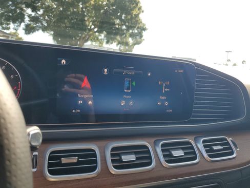 New 2026 Mercedes-Benz GLS 580 4MATIC image 31