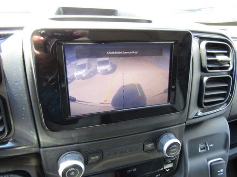 Used 2023 RAM ProMaster 2500 image 12