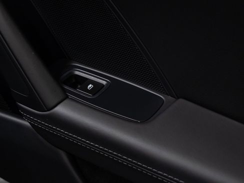 Used 2024 Porsche 911 Carrera T image 60