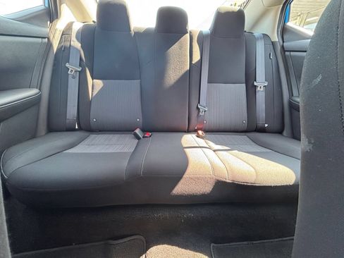 Used 2025 Nissan Sentra SV FWD image 36