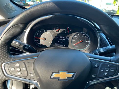 Used 2024 Chevrolet Malibu LT image 28