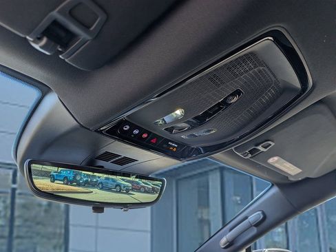 New 2026 Cadillac Lyriq Premium Luxury image 30