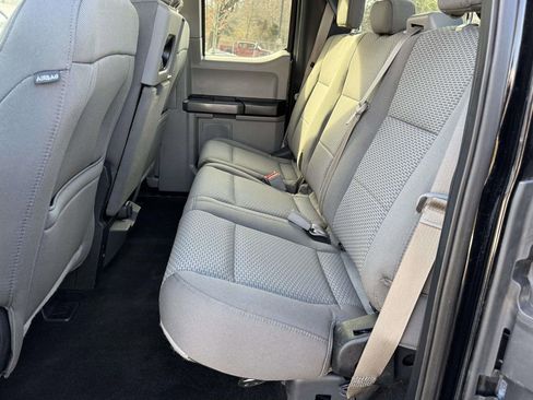 Used 2018 Ford F150 XLT image 17