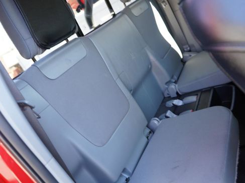 Used 2015 Toyota Tacoma 4x4 Access Cab image 54